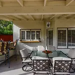 Casa Willow Home