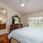 Casa Willow Home