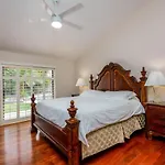 Casa Willow Home