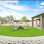 The Scott With Heated Pool By Homeslice Stays