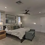 Quiet Luxury Estate W/ Heated Pool: Scottsdale