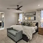 Quiet Luxury Estate W/ Heated Pool: Scottsdale