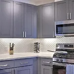Walk Score 81-Shopping District-King Bed-Parking G2047