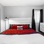 Incredible Location In Old Town 2 King Bds & Patio