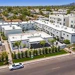 Stavros Sweet Suites