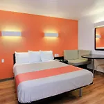 Motel 6 Old Town Scottsdale Fashion Square