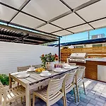 Blush Breeze Retreat