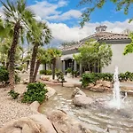 Elegant Scottsdale Condo - Newly Refurbished Ground Floor Unit