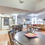 Scottsdale Condo With Community Pool Walk To Park!