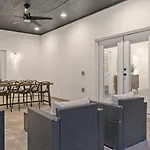 Just Listed Modern Classy 4 Bdrm Heart Of Oldtown