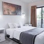 213 Fully Furnished 1Br Suite-Outdoor Pool