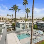 Walkable Ots, Heated Poolside Mid Century Condo