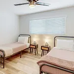 Sunny Scottsdale Escape