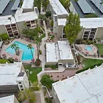 Cozy 2Br Condo W Pool Near Old Town