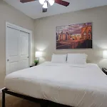 4-Br Townhome Near Old Town Scottsdale