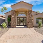 Desert Splash By Avantstay Pool Hot Tub Firepit