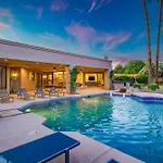 Desert Splash By Avantstay Pool Hot Tub Firepit