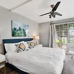 Modern 1B1B Escape In Scottsdale