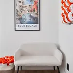 Luxurious 4B3B Home Scottsdale With Pool And Free Parking
