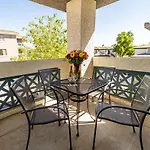 Luxury Vacation Rentals By Meridian Condoresorts