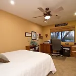 Paradise Retreat