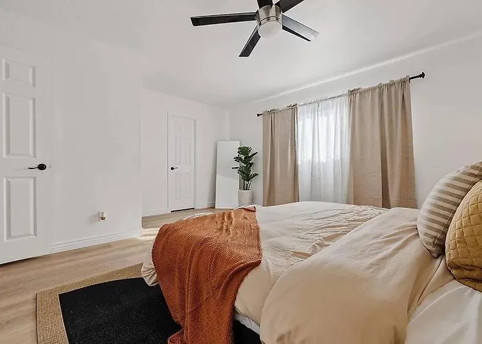 Serene & Stylish Townhouse In Scottsdale, 3Bd/3Bth