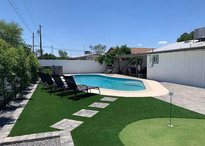 Gorgeous Upscale Scottsdale 4Bed/3 Bath Home