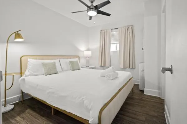 Luxe 1B1B Scottsdale Stay With Pool Access And Free Parking