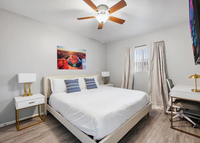 Relaxing 1Br Retreat With Pool & Free Parking