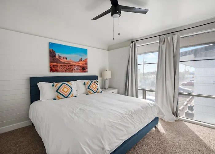 Comfy And Relaxing 2B2B Hideaway In Scottsdale With Free Parking