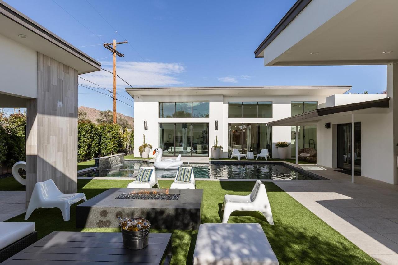 L.a. Meets Scottsdale-resort Backyard-pool & Holiday home