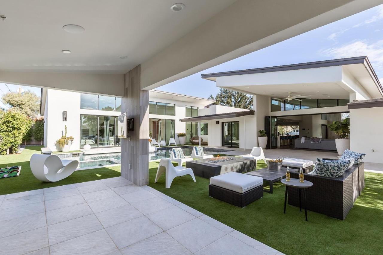 L.a. Meets Scottsdale-resort Backyard-pool & Holiday home