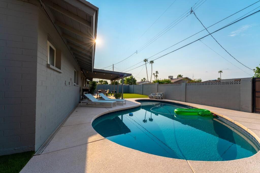 Splash And Relax By Homeslice * Scottsdale