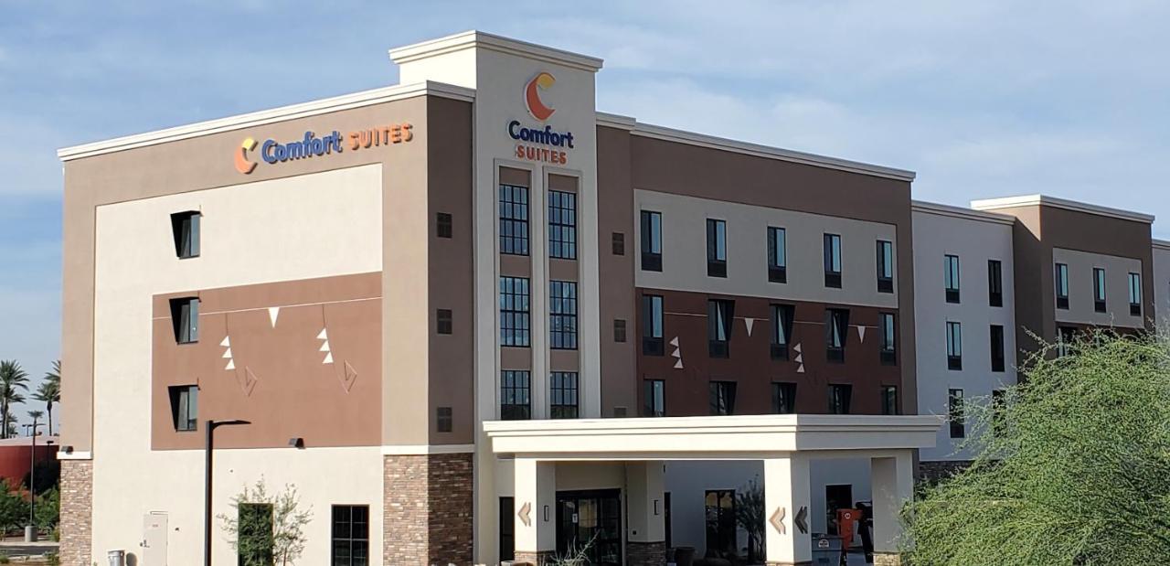 Hotel Comfort Talking Stick Entertainment District