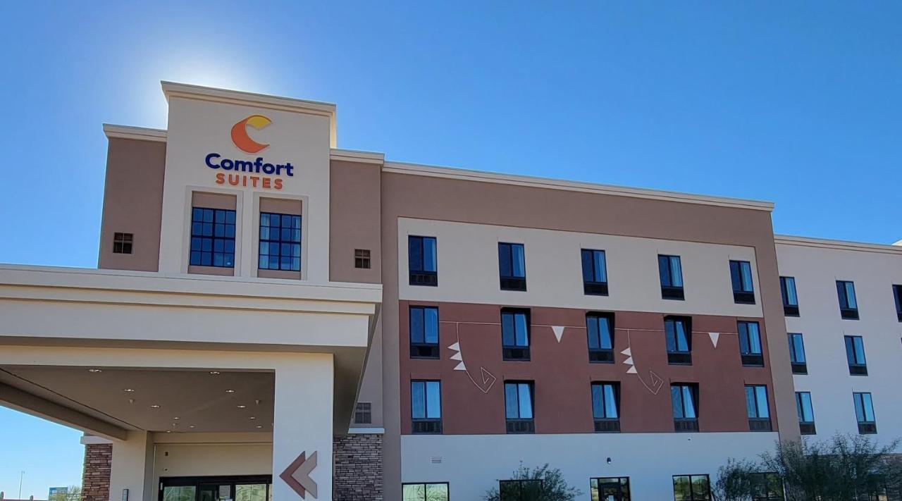 Hotel Comfort Talking Stick Entertainment District