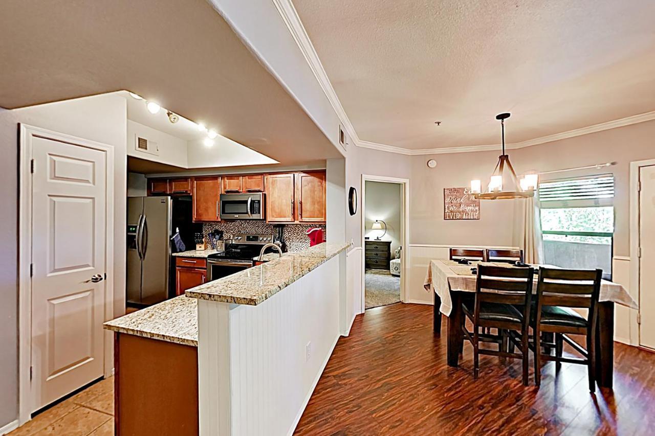 Apartment The Signature Unit & Breezy Desert Retreat