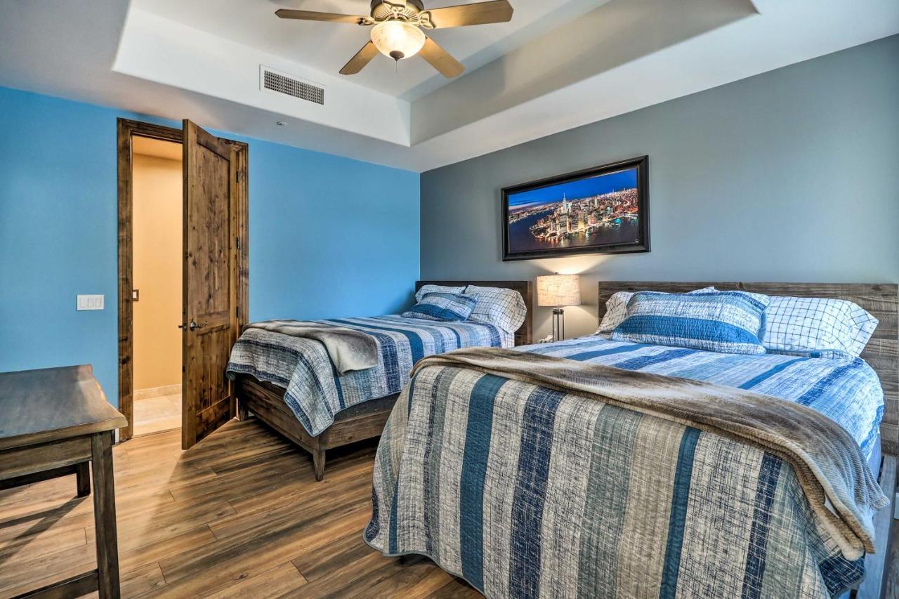 Holiday home Lavish Estate With Sports Court And Theater! Scottsdale