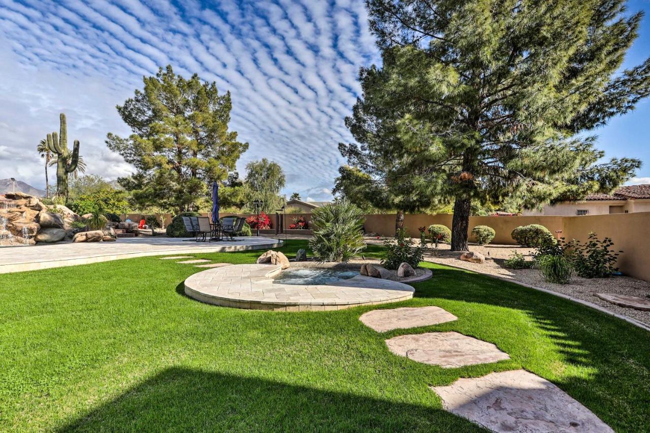 Lavish Estate With Sports Court And Theater! * Scottsdale
