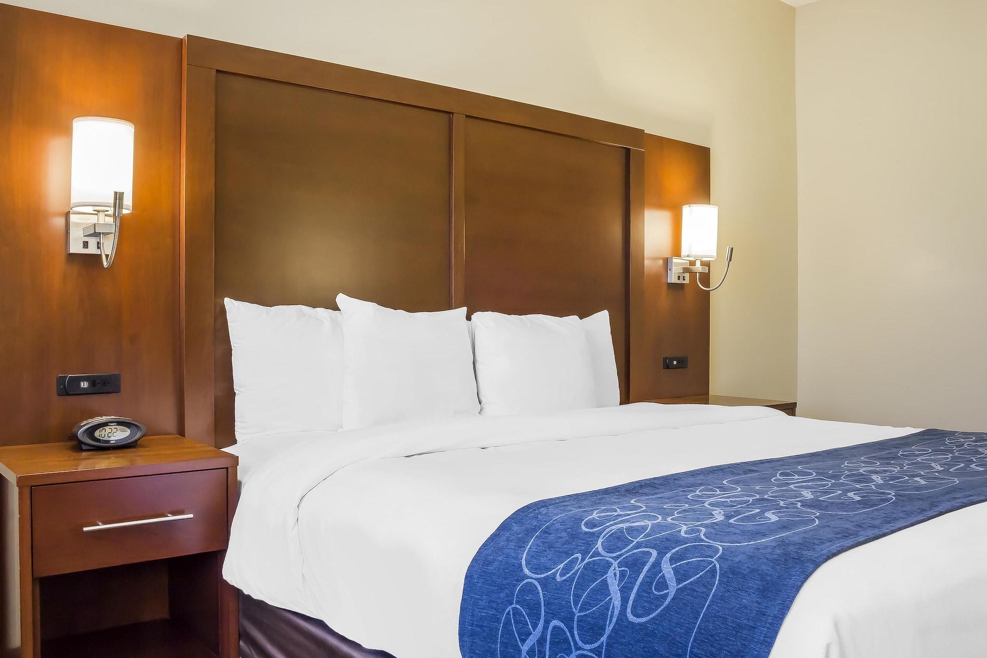 Fairfield By Marriott & Old Town 2*