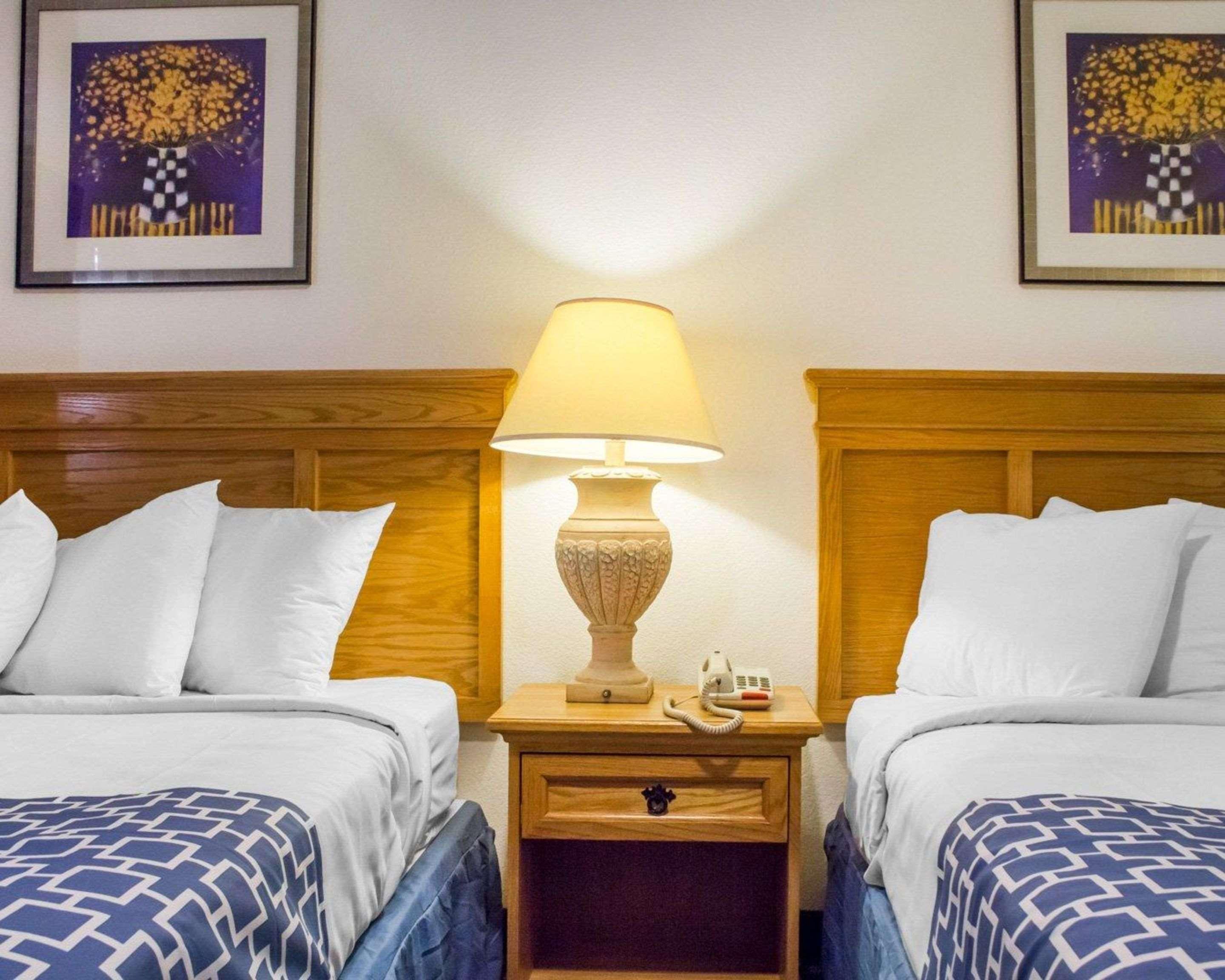 Inn Rodeway Old Town 2*