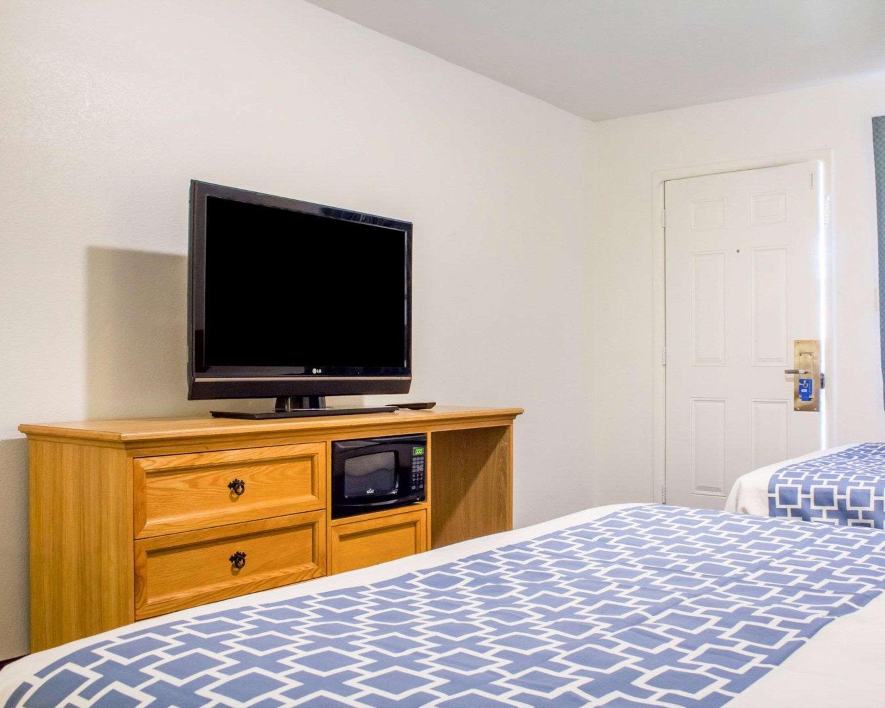 Rodeway Old Town Inn