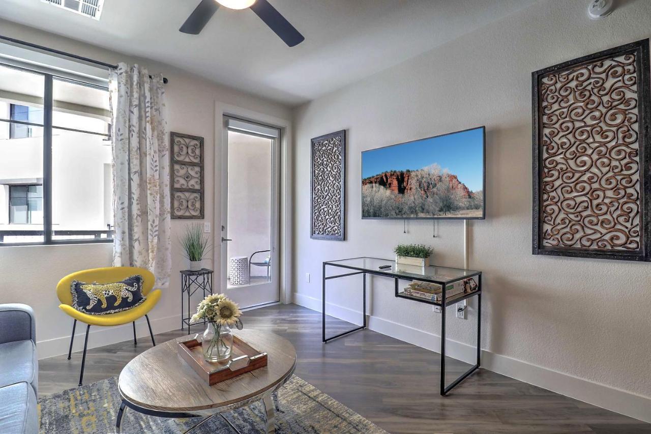 Walk Score 81-shopping District-king Bed-parking G3047 Apartment