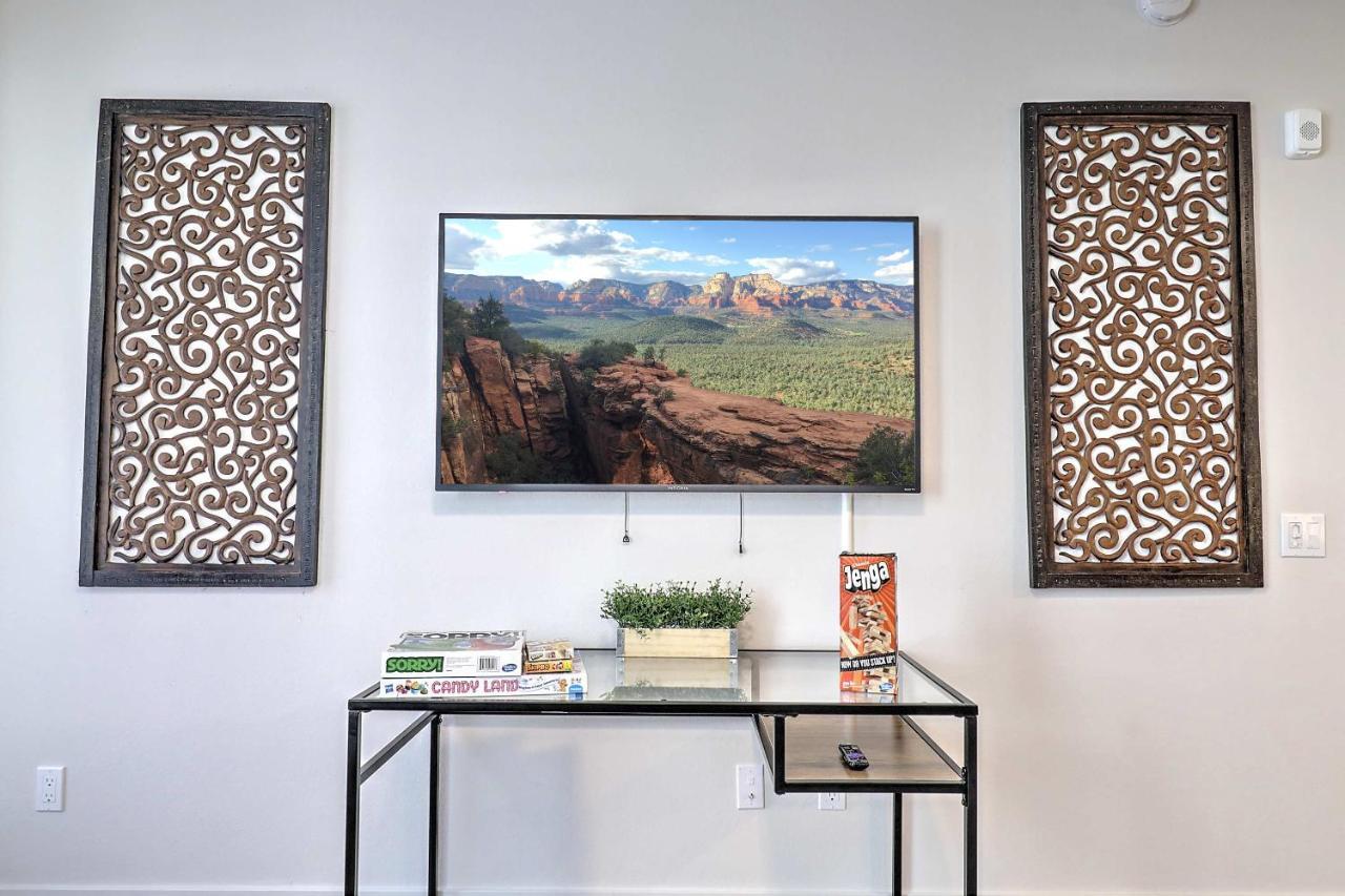 Walk Score 81-shopping District-king Bed-parking G3047 Apartment *