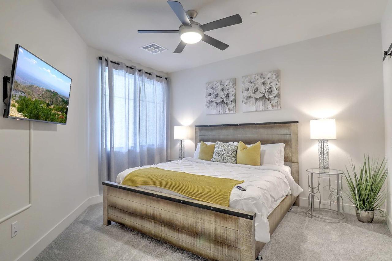 Walk Score 81-shopping District-king Bed-parking G3047 Apartment *
