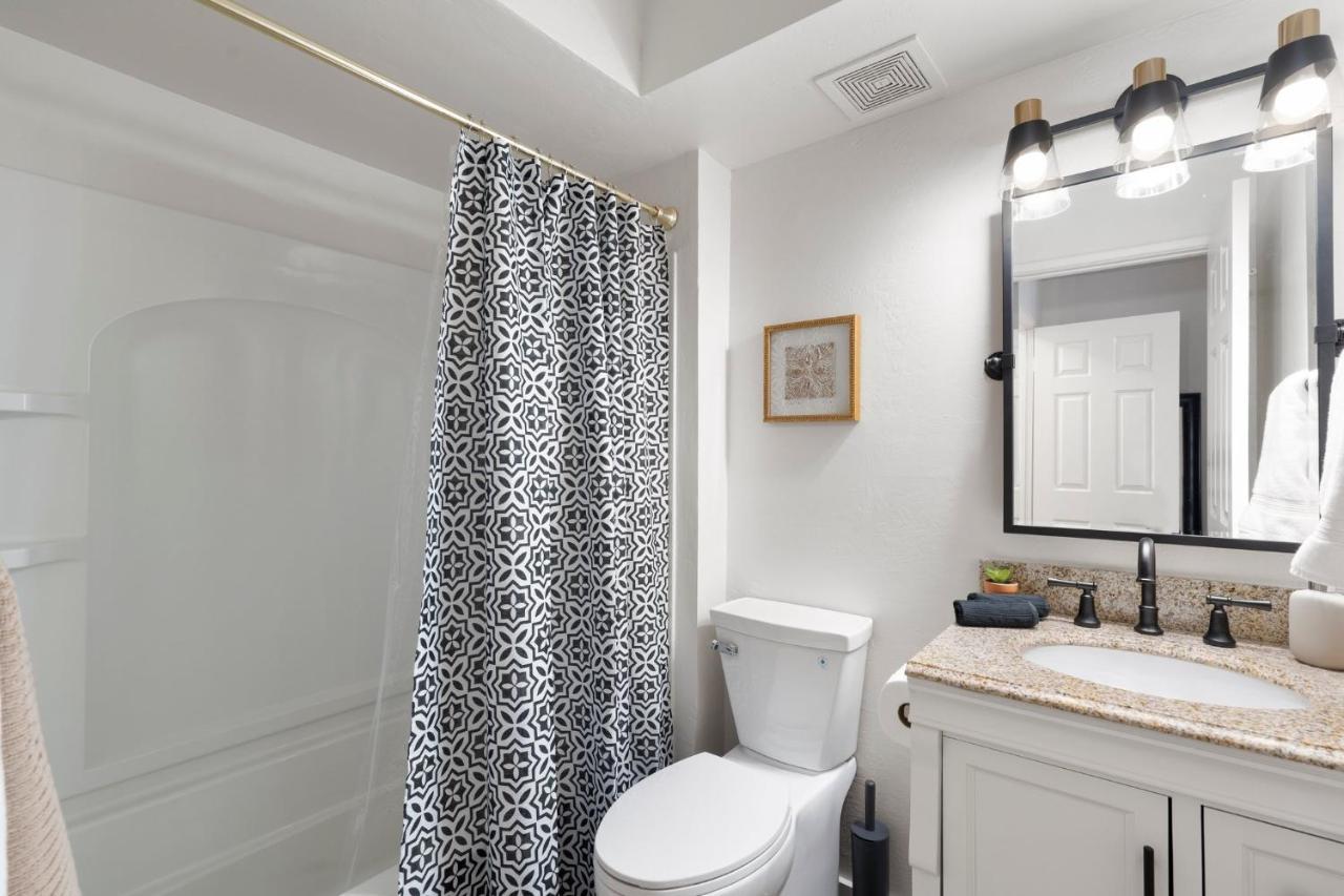 Boho And Cozy ~ Work From ~ Pool + Hot Tub 365! Apartment