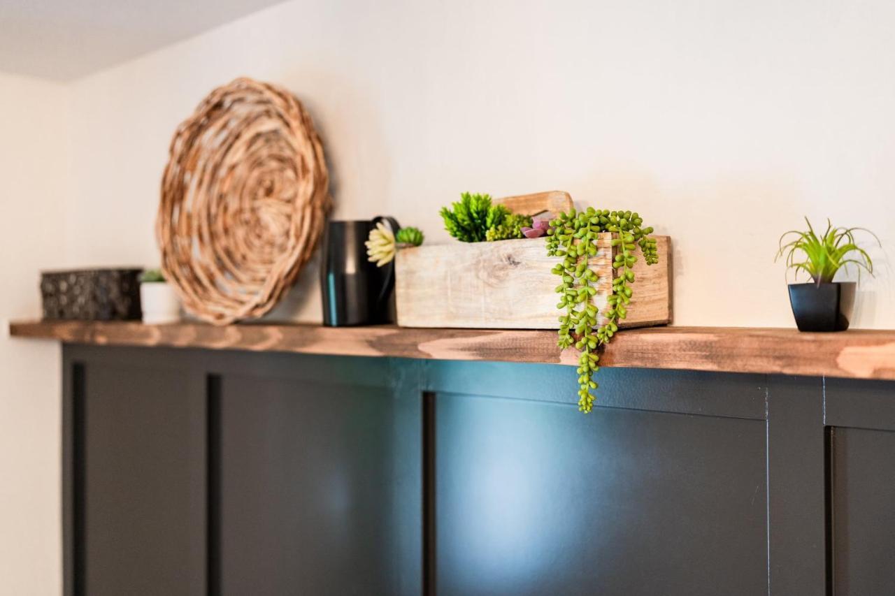 Boho And Cozy ~ Work From ~ Pool + Hot Tub 365! Apartment Scottsdale