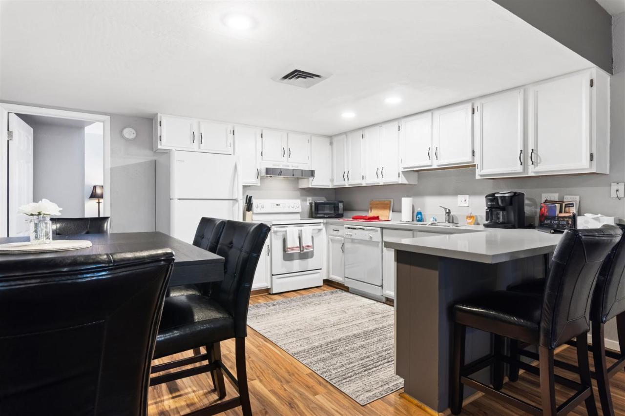 Incredible Location In Old Town 2 King Bds & Patio Apartment Scottsdale