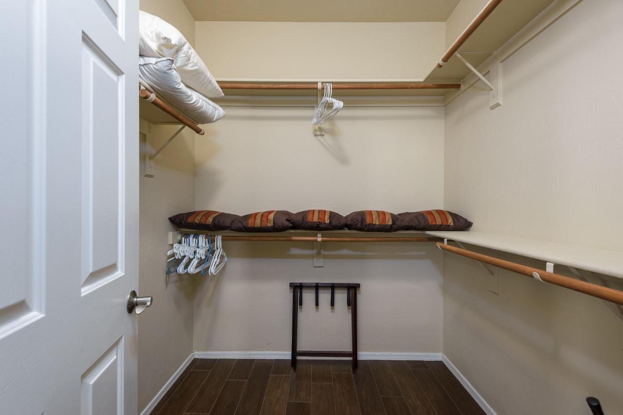 Apartment Raintree *