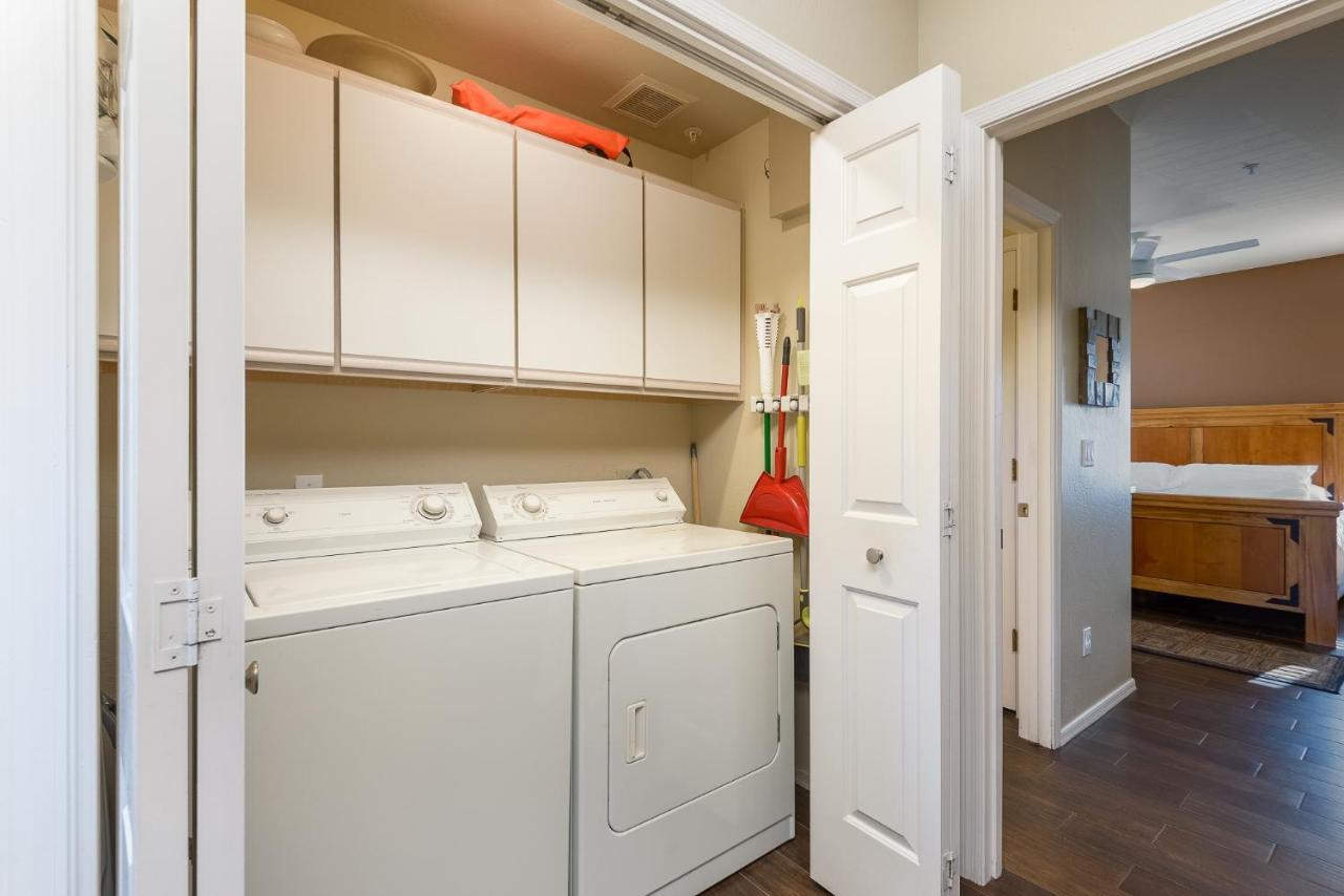 Raintree Apartment *