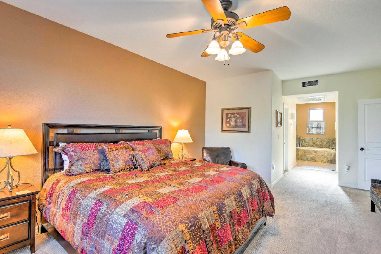 Upscale Getaway With Golf Course Views! Apartment Scottsdale